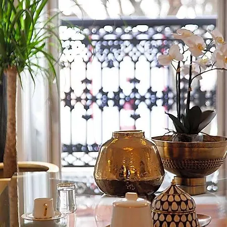 Casa Dell'arte Club House ベッド・アンド・ブレックファスト 4*